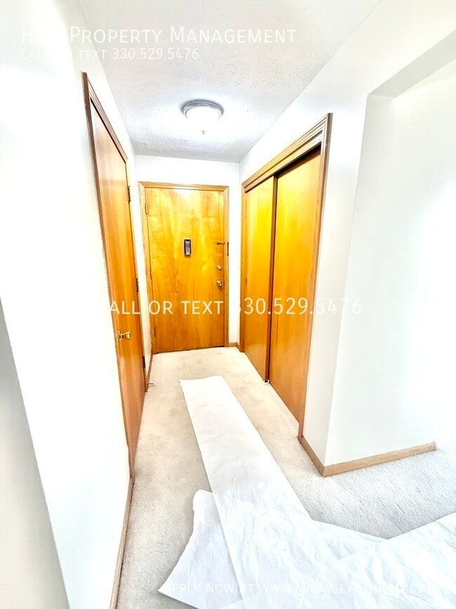 Building Photo - 7155 Starcliff Ave NW