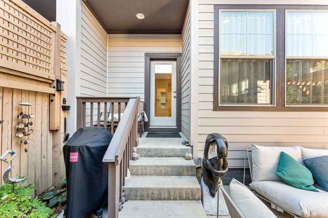 Building Photo - 9325 E 58th Dr