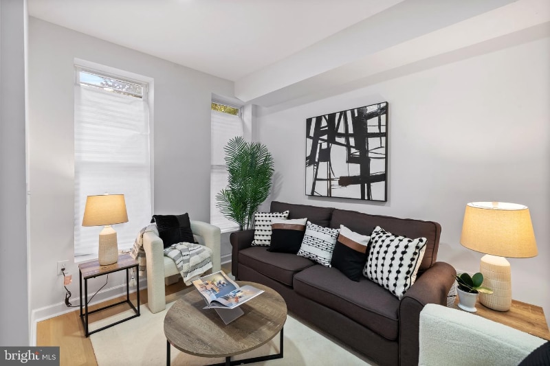 Building Photo - 431 Whitridge Ave