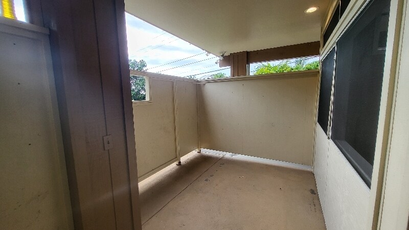Building Photo - 77-116-116 La'aloa Ave