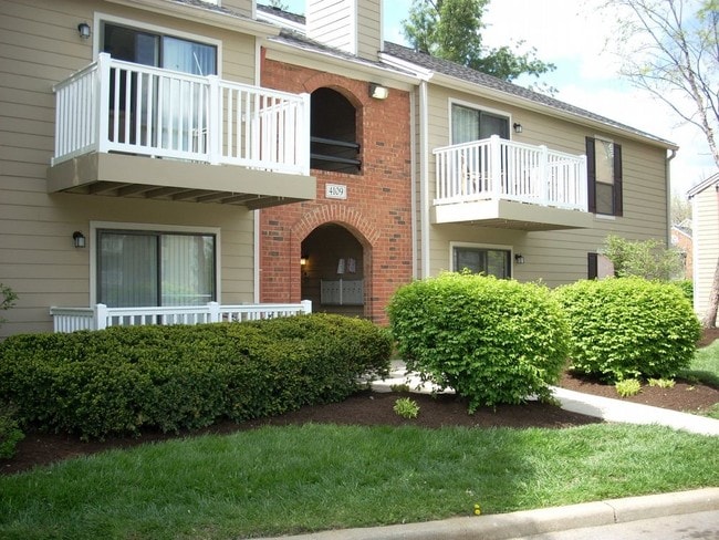 Building Photo - Waterford Place Apartments