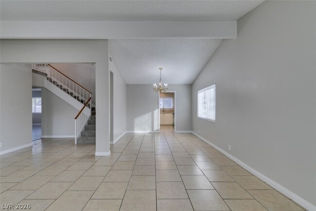 Building Photo - 2340 Belvedere Dr