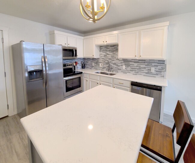 Building Photo - Remodeled Condo in Norman