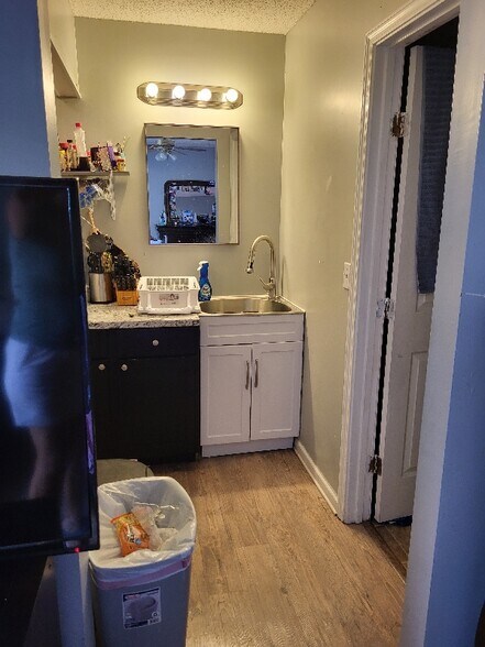 Building Photo - 7782 Mordecai Ct