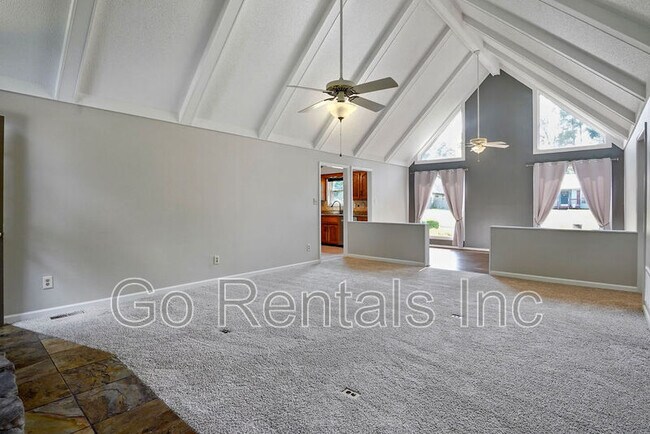 Building Photo - 122 Old Spanish Trail