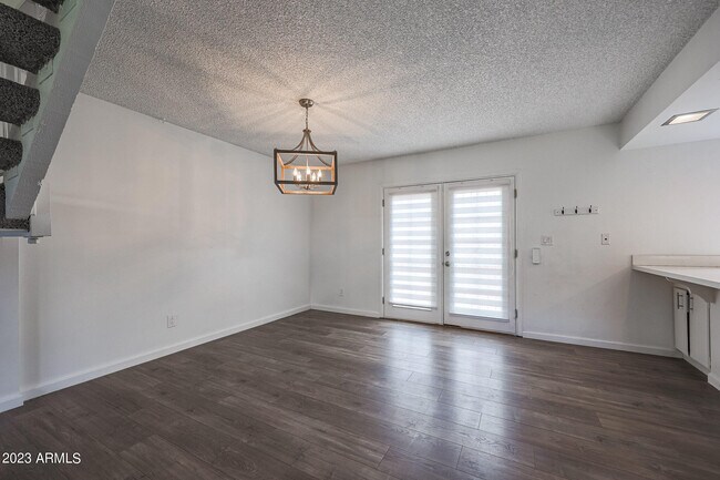 Building Photo - 3868 N 30th St