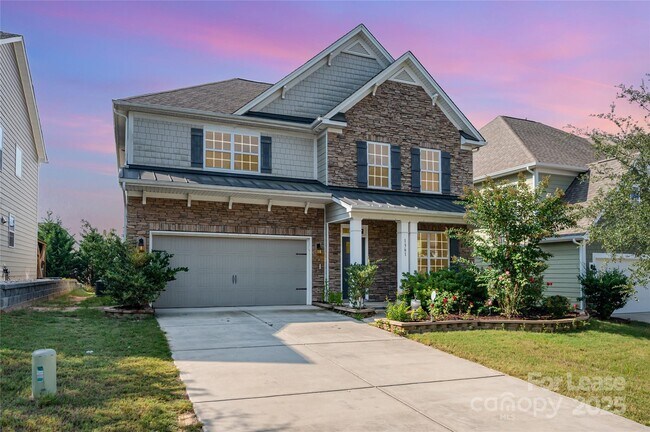 Building Photo - 1361 Rainier Dr