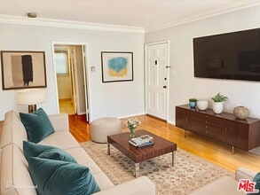 Building Photo - 1269 N Crescent Heights Blvd