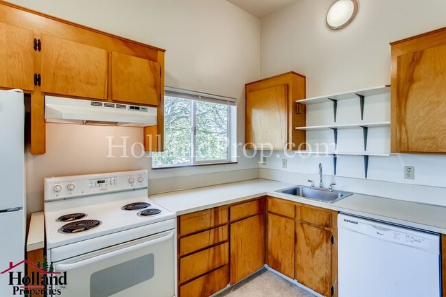 Building Photo - Wonderful 2 Bed Forest Grove Apartment Waiting For You!!! NEW BEST PRICE!