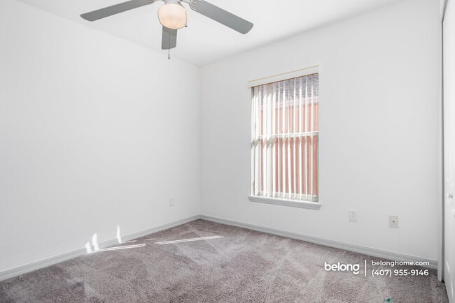 Building Photo - 923 Sandy Ridge Dr