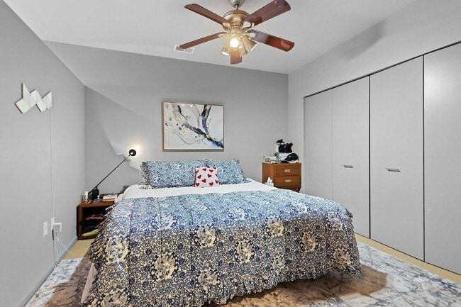 Building Photo - 101 Cherry St