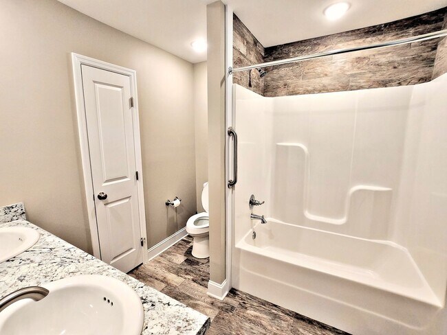 Building Photo - HOUSE for RENT Hartselle 3BR
