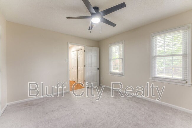 Building Photo - 7238 McVay Rd