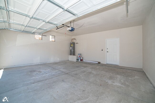 Building Photo - 3558 W 22nd Pl