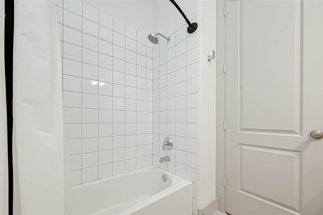 Building Photo - 24918 Flint Lake Dr