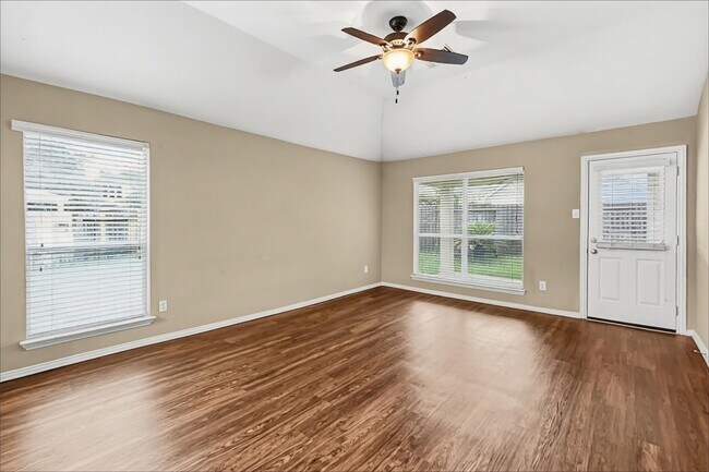 Building Photo - 2918 Meridian Bay Ln