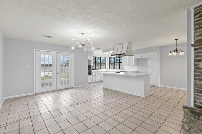 Building Photo - 2736 E State Hwy 29