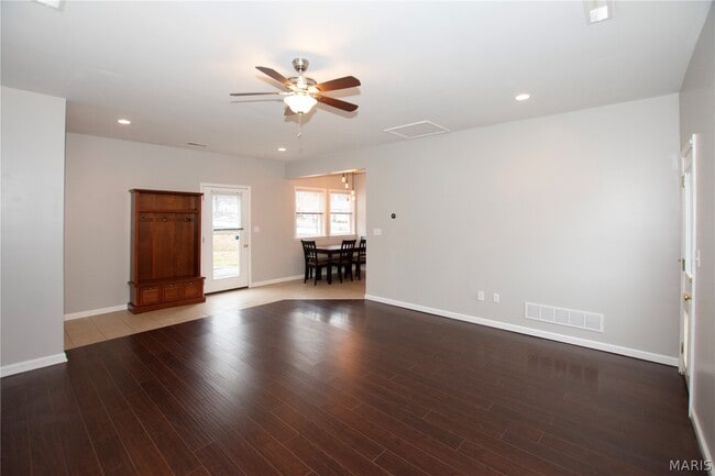 Building Photo - 14 Jefferson Ave