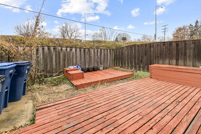 Building Photo - 818 Dunbar Ct