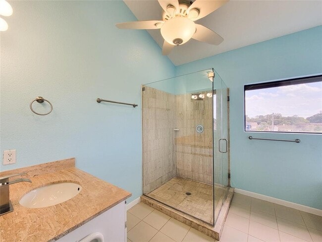 Building Photo - 18309 Sandy Cove Dr