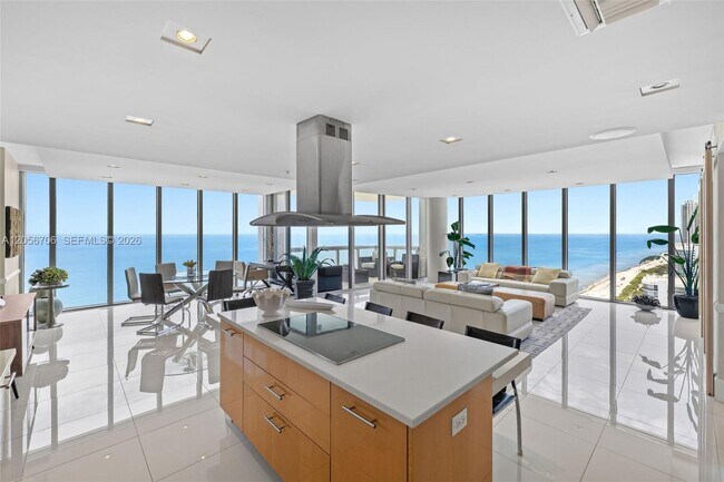 Building Photo - 6899 Collins Ave