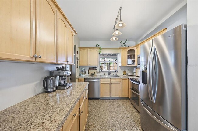 Building Photo - 712 Malone Dr
