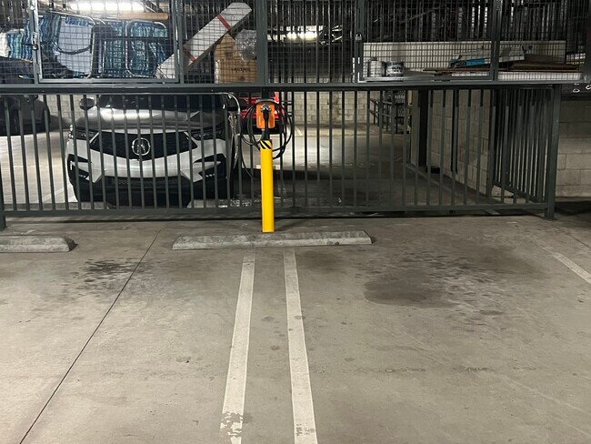 Electric charger and side-by-side parking - 13075 Pacific Promenade