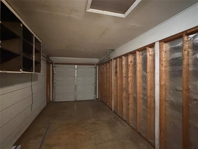 Building Photo - 8701 Parkfield Dr