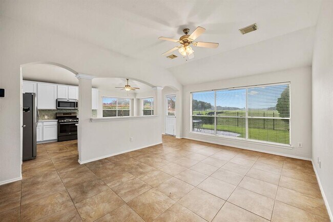 Building Photo - 4702 Forest Home Dr