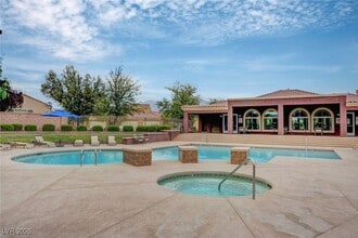 Building Photo - 7405 Port Charlotte Ave