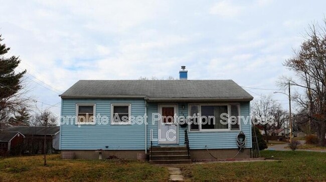 Primary Photo - 205 Elm St