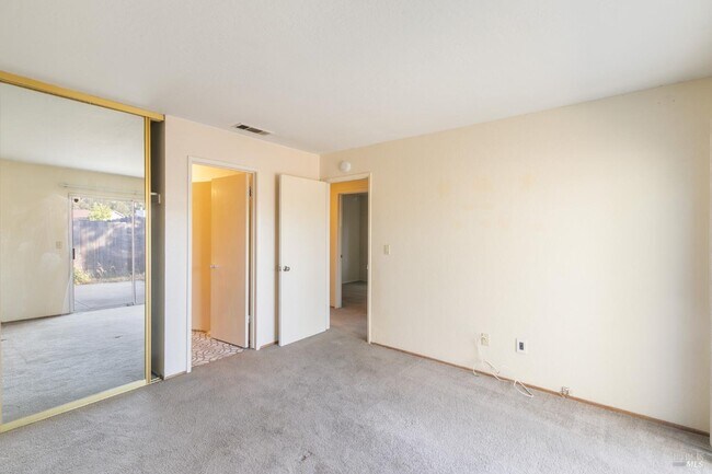 Building Photo - 2728 Almondwood Way
