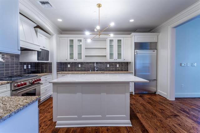 Building Photo - 2525 N Pearl St