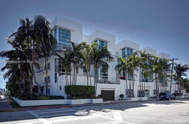 Building Photo - 7744 Collins Ave