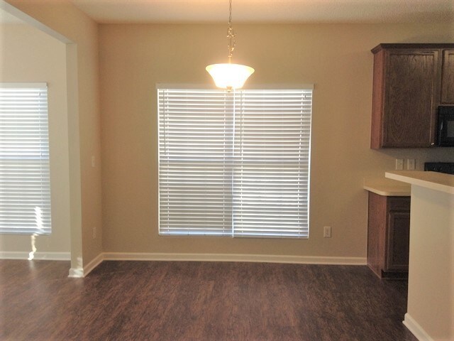 Building Photo - 4080 Catawba Creek Dr