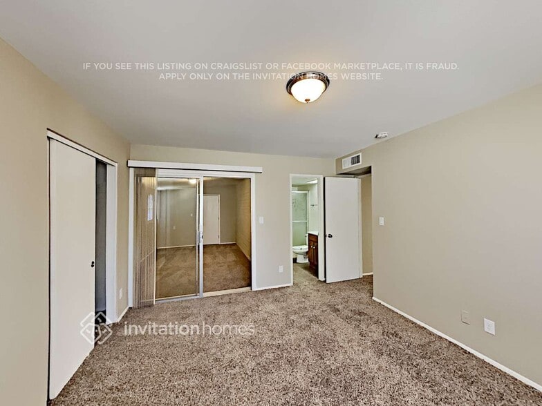 Building Photo - 2576 E Commonwealth Cir