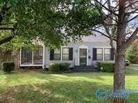 Building Photo - 608 SE California St