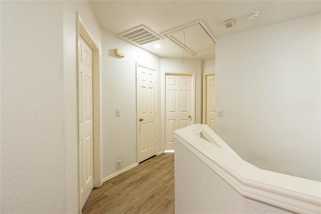 Building Photo - 3925 Cobblestone Ct