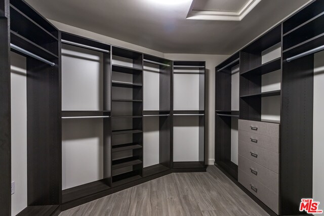 Building Photo - 8130 Laurel View Dr