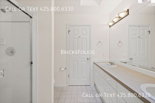 Building Photo - 702 228th St SW