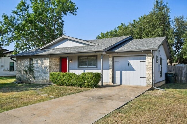 Building Photo - 2214 Winchester Dr
