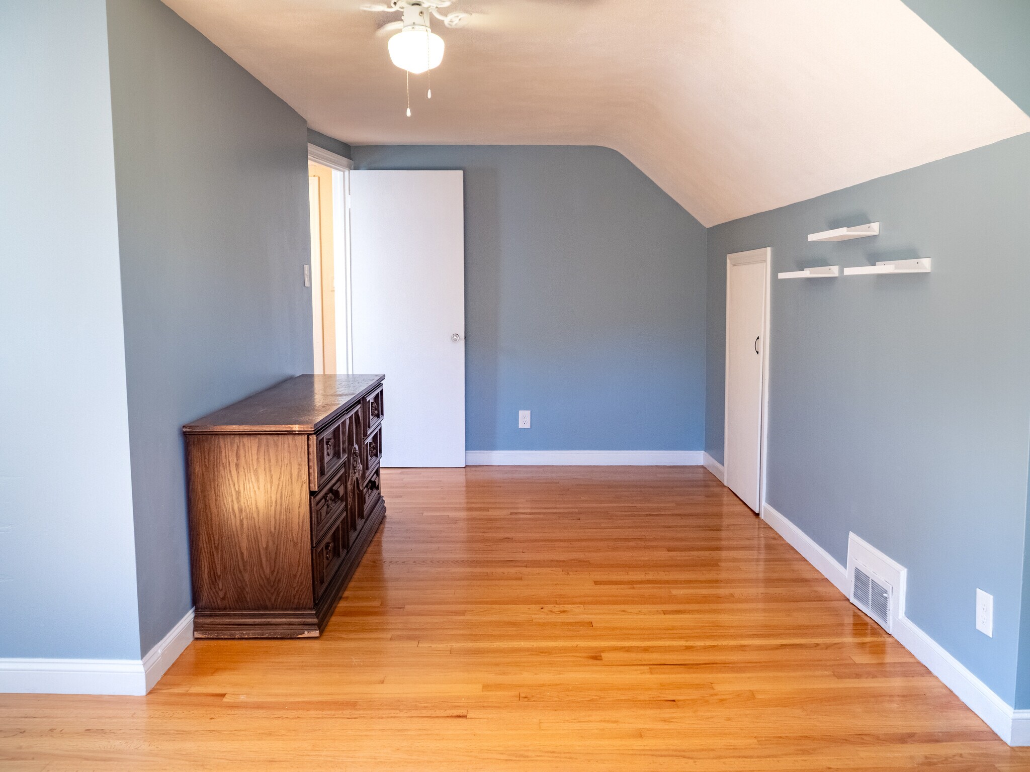 Second floor bedroom 1 - 225 Cooper St