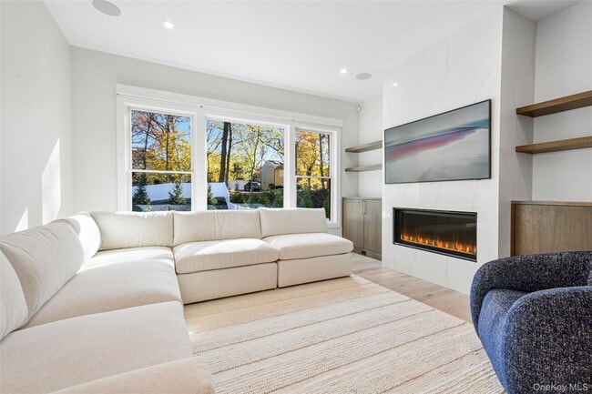 Building Photo - 65 Myrtle Blvd