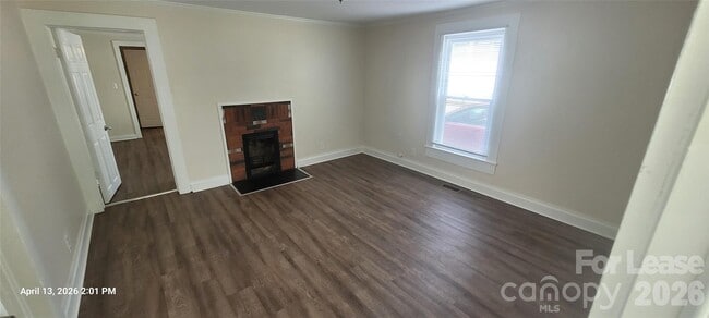 Building Photo - 804 Klondale Ave