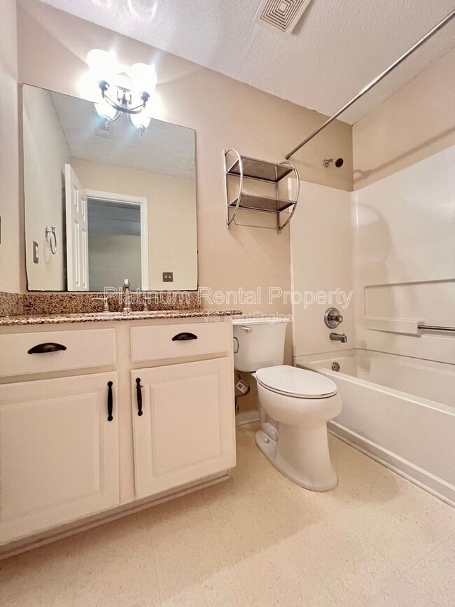 Building Photo - 5544 Reps Trce