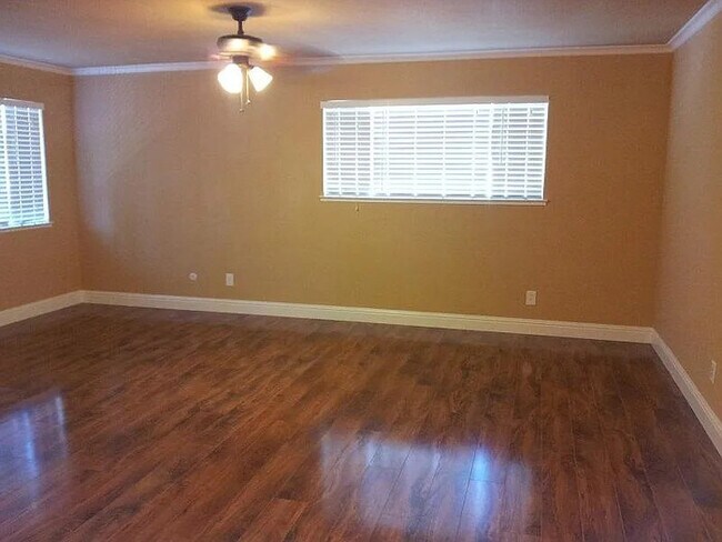 Building Photo - 11543 Quartz Dr