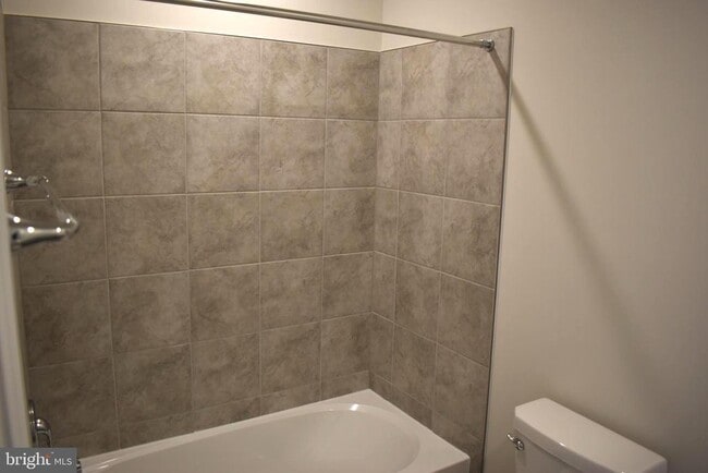 Building Photo - 119 Brashear Ct