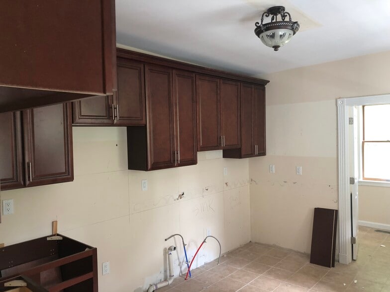 Kitchen - 64 E Church St