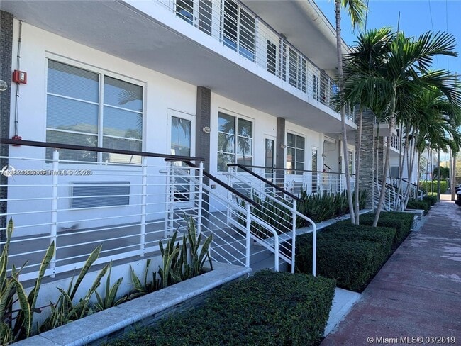 Building Photo - 540 74th St