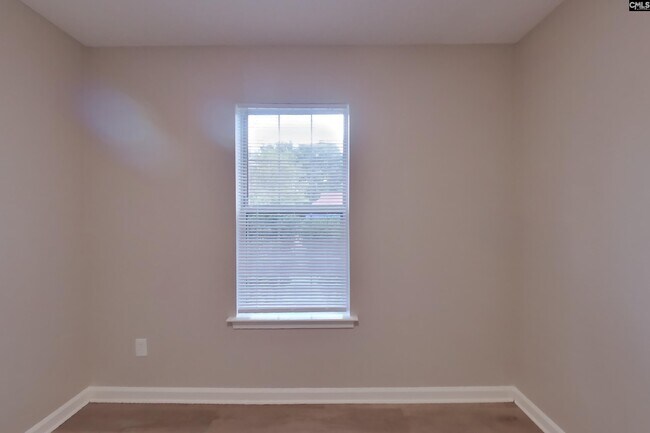 Building Photo - 127 Wenlock Cir